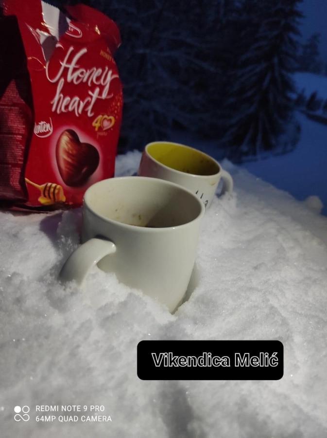 トラヴニク Vikendica Amra I Indirヴィラ エクステリア 写真